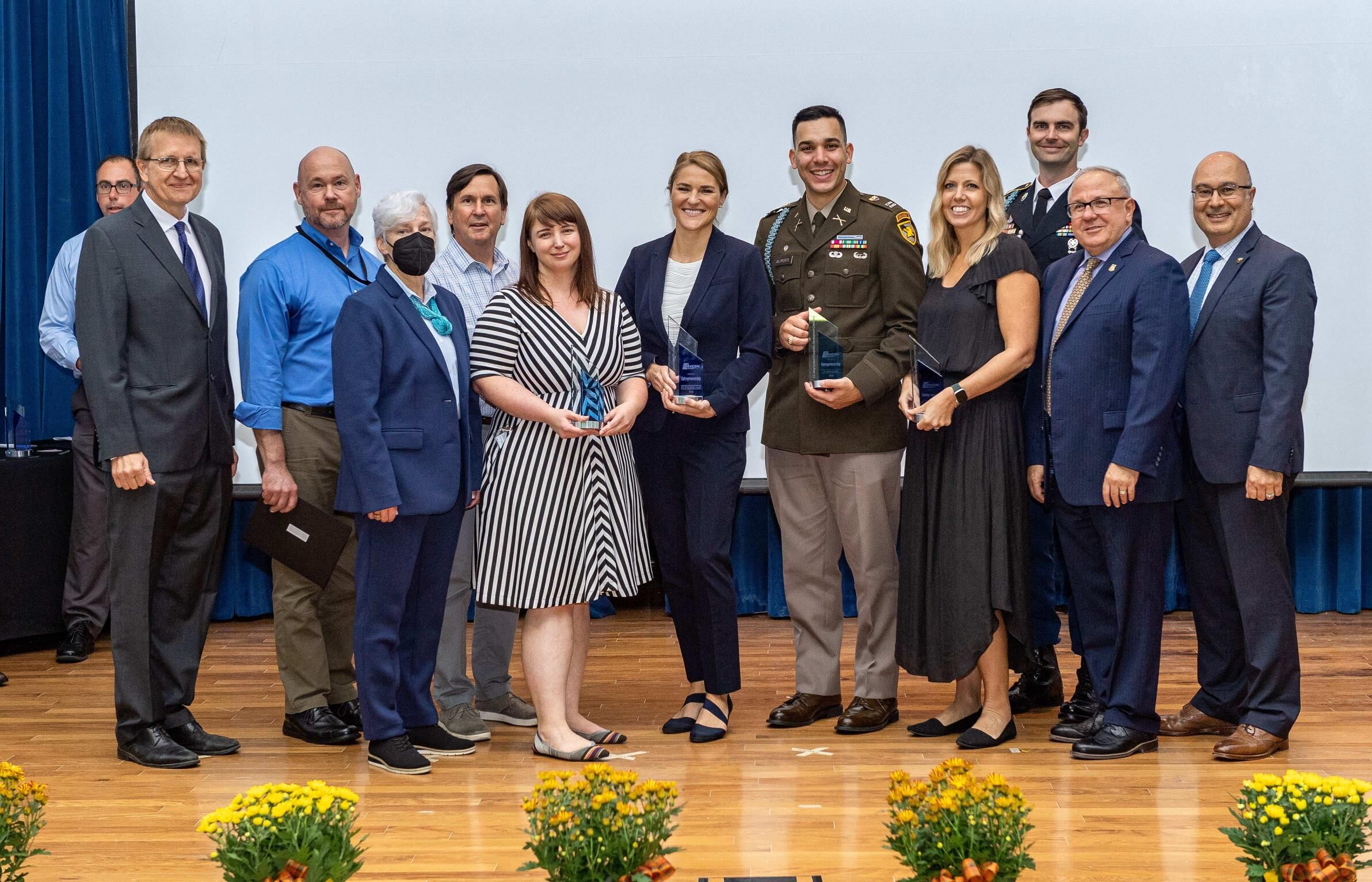 CMI2 national team earns Army Research Laboratory award for creation of multiple Soldier-centered innovation facilities